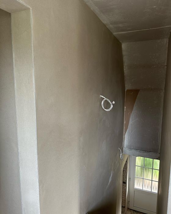 Hoffmann-Bau-Team bei Innenputzarbeiten