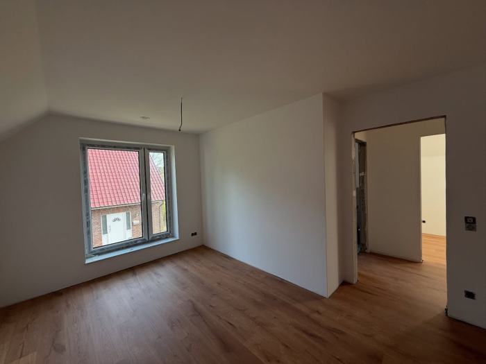 Frisch gestrichenes Zimmer von Hoffmann Bau